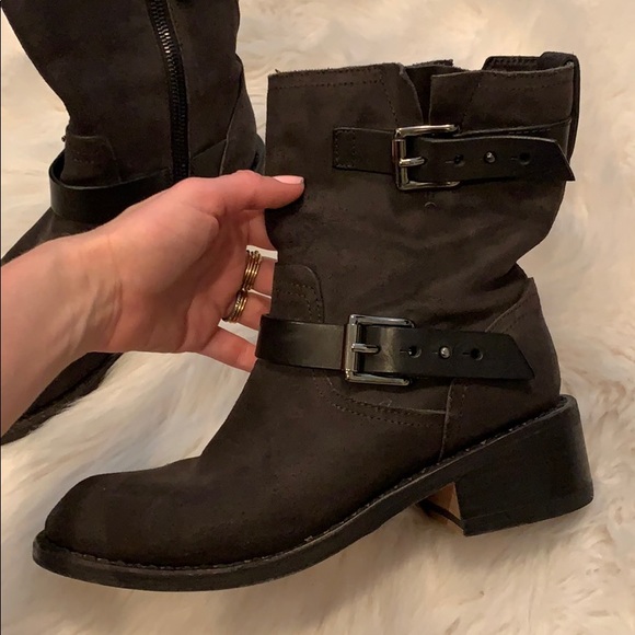 Rag & bone black leather woman’s motorcycle boots - Picture 6 of 6